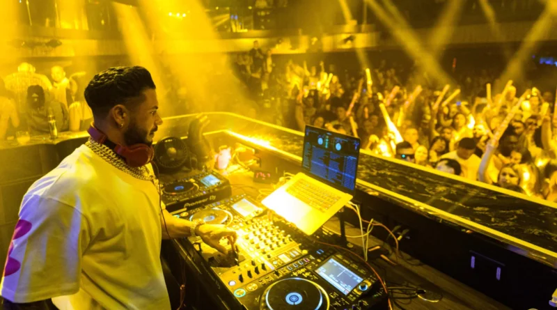 Popularity Pulse: Understanding the Craze for Miami's Hottest DJs