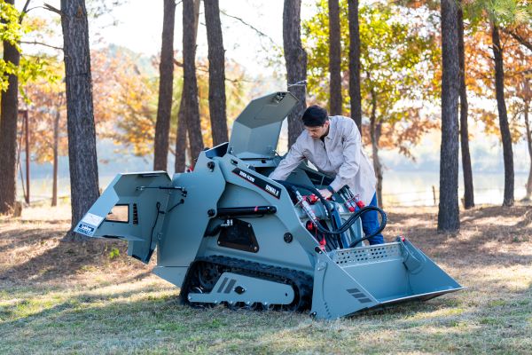Chinese Skid Steer Loader for Sale – Compact Power for Construction & Landscaping