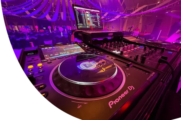 How to Book the Best Las Vegas DJ for Hire